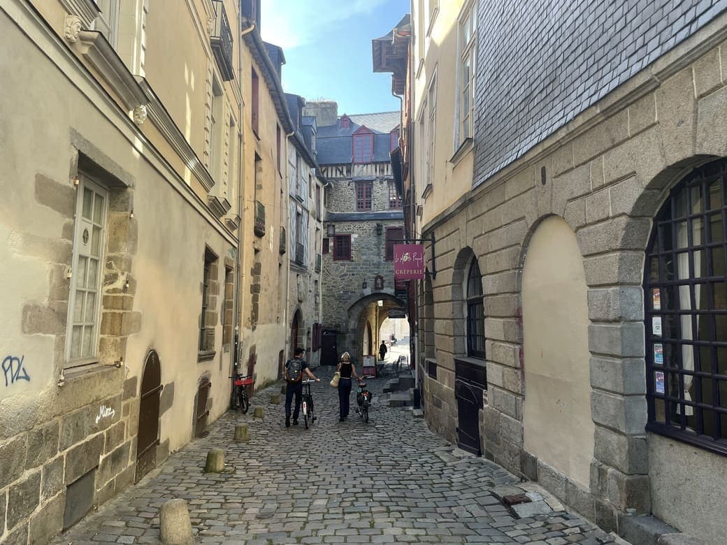 Place image